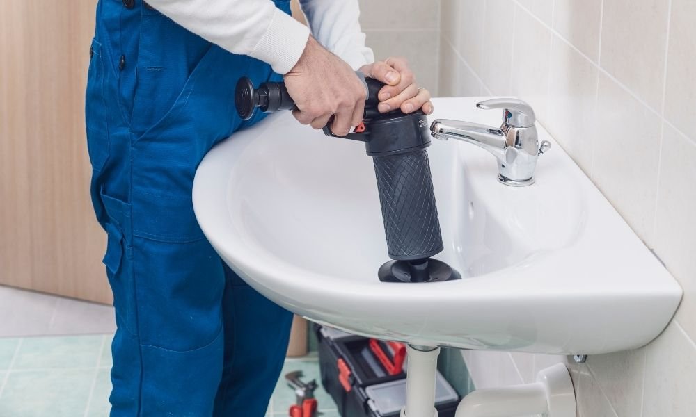 Tuvalet ve Lavabo Tıkanıklığı Evde Nasıl Açılır?